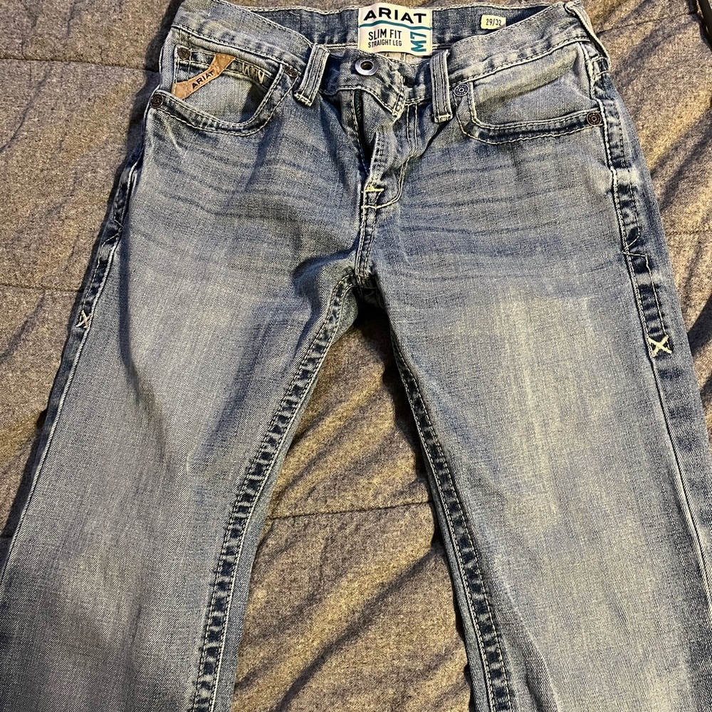 Men’s ariat jeans size 29x32